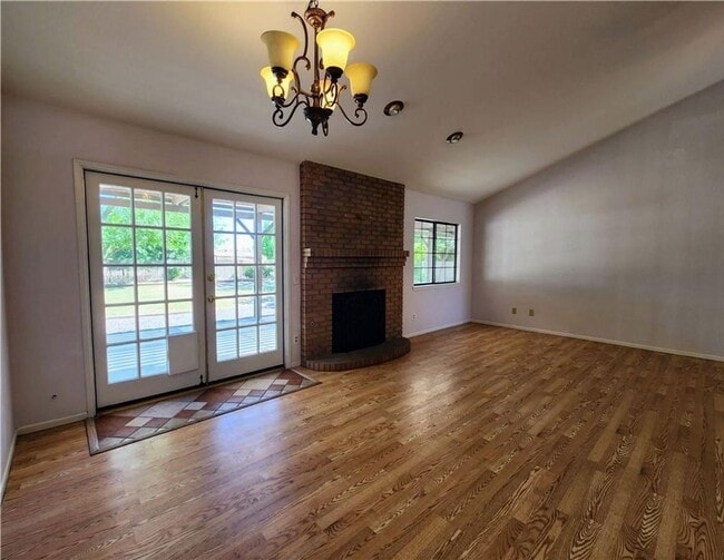 Building Photo - Helendale rental