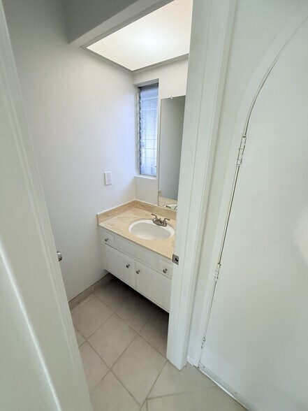 Half bath downstairs - 3737 Portofino Way