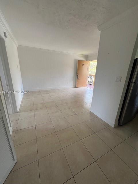 Building Photo - 3901 SW 78th Ct