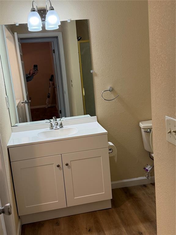 Building Photo - 4556 Blossom Blvd