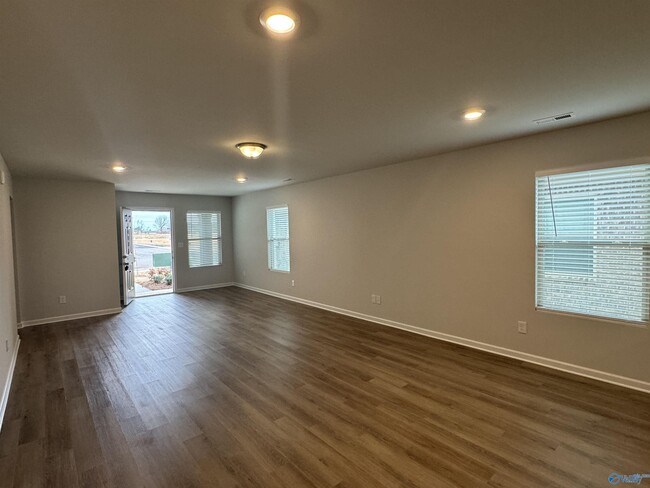 Building Photo - 14886 Ravenel Dr