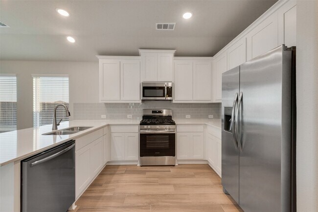 Building Photo - 128 Cranz Farm Dr