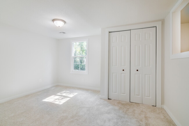 Building Photo - 2317 Kanza Pl