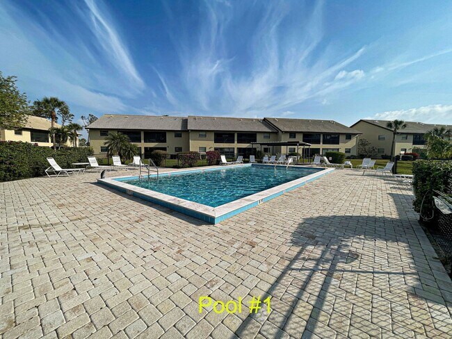 Building Photo - 2BD/2BA Mission Lakes Condo