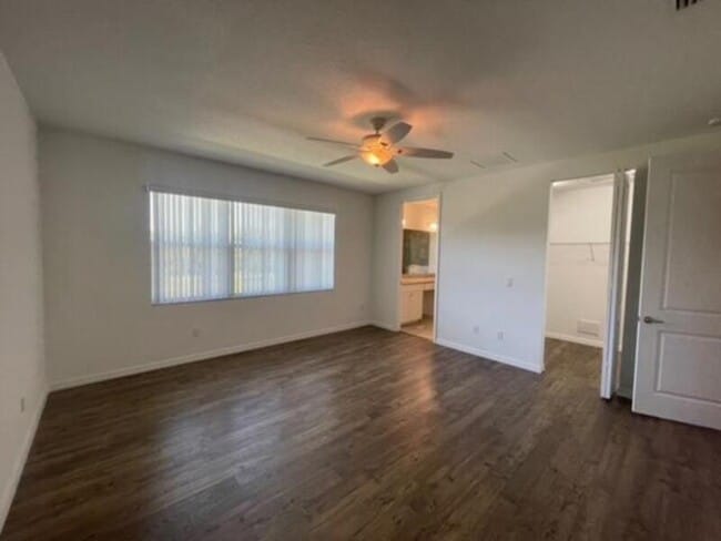 Building Photo - 12885 Trevi Isle
