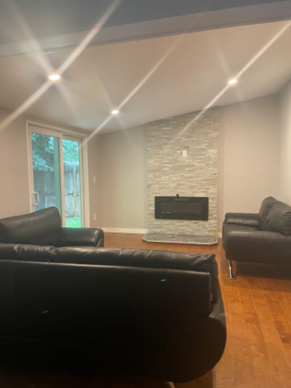 Building Photo - 53 Braeburn Ln