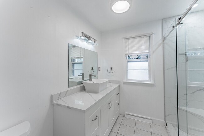 Building Photo - 22819 Davy Ct