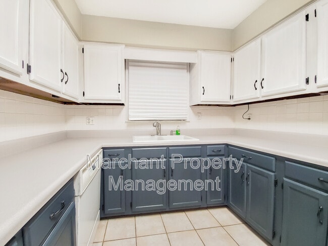 Building Photo - 106 Setters Ct