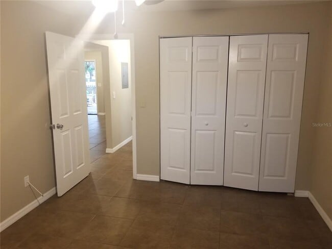 Building Photo - 7100 Dartmouth Ave N