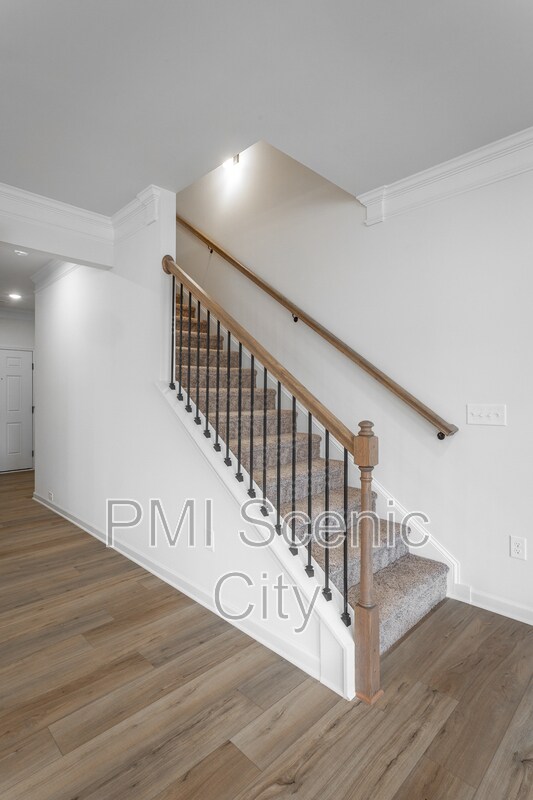 Building Photo - 9437 Cavalier Wy