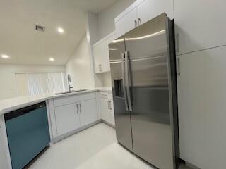 Building Photo - 1630 Zenith Way