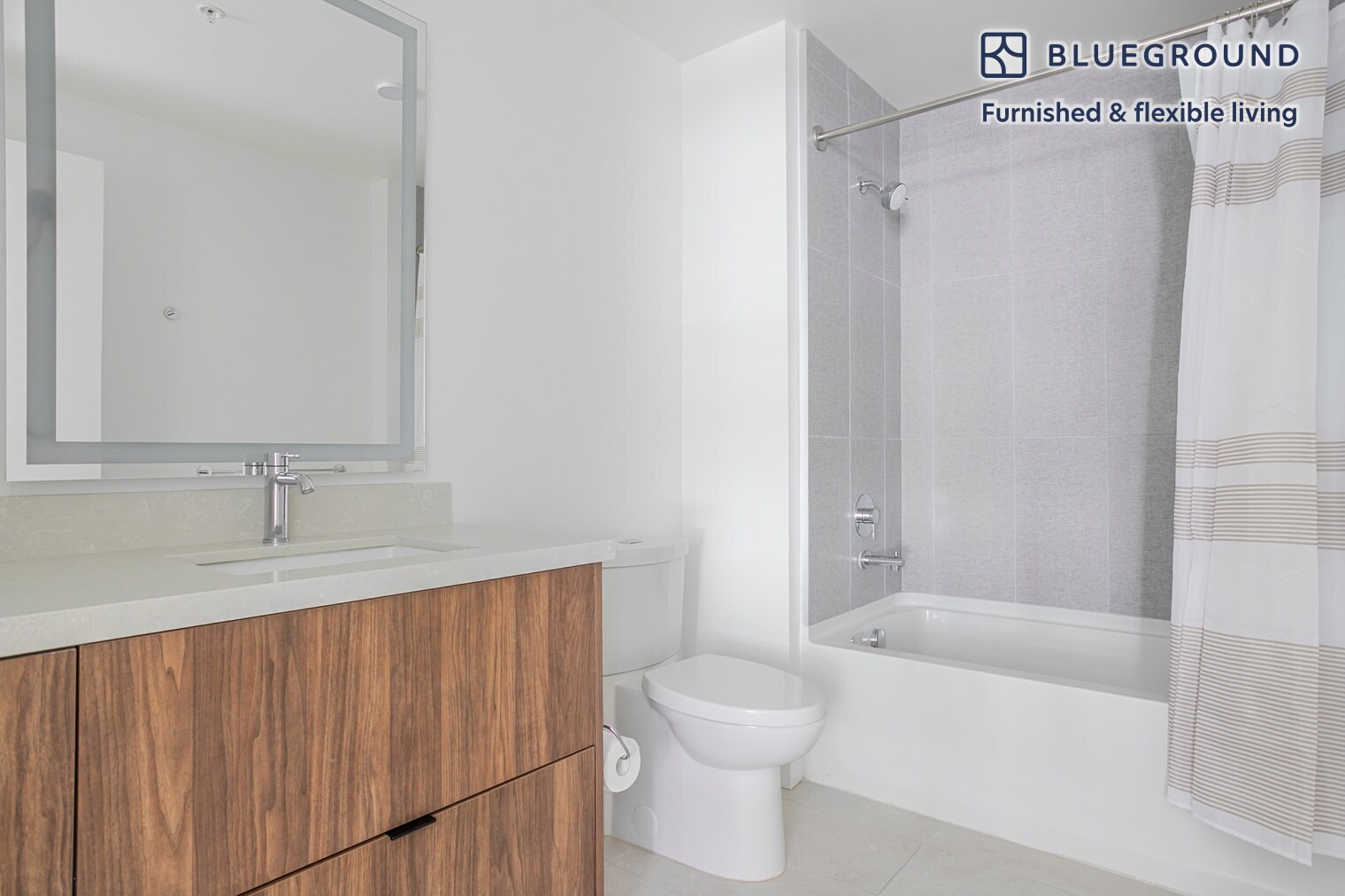 Building Photo - 760 S Serrano Ave