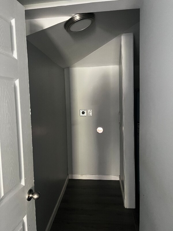 Building Photo - 1617 Burton St