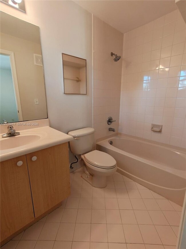 Building Photo - 4126 Forest Dr
