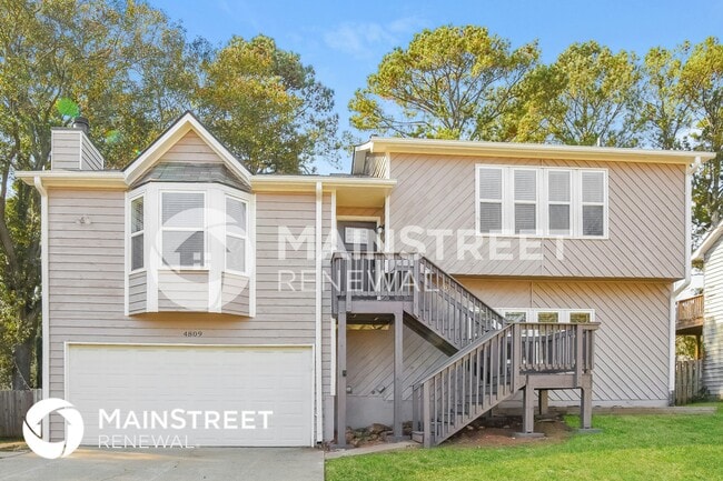 Building Photo - 4809 Nevilly Way