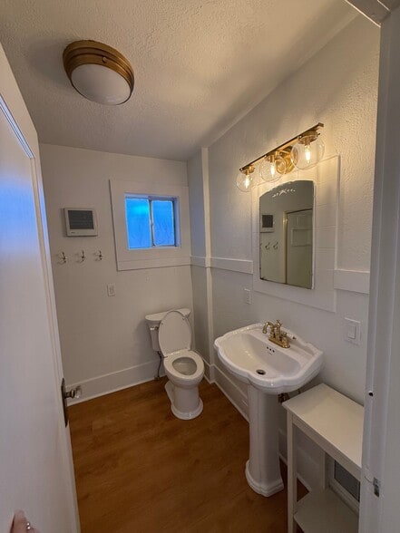 Building Photo - 1714 NW Steidl Rd