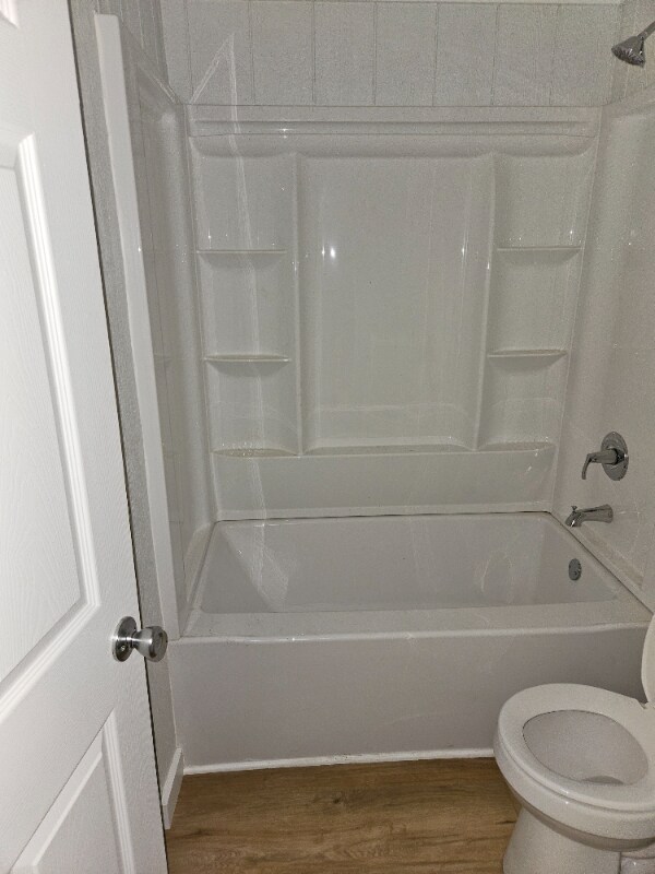 Building Photo - 910 Backwoods Rd