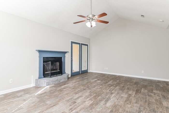 Building Photo - 154 Kingsbridge Dr