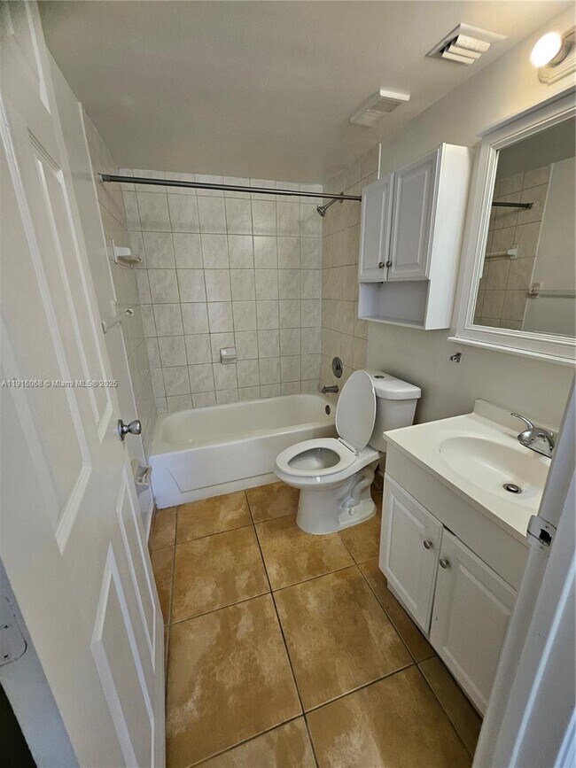 Building Photo - 11570 NW 42nd St