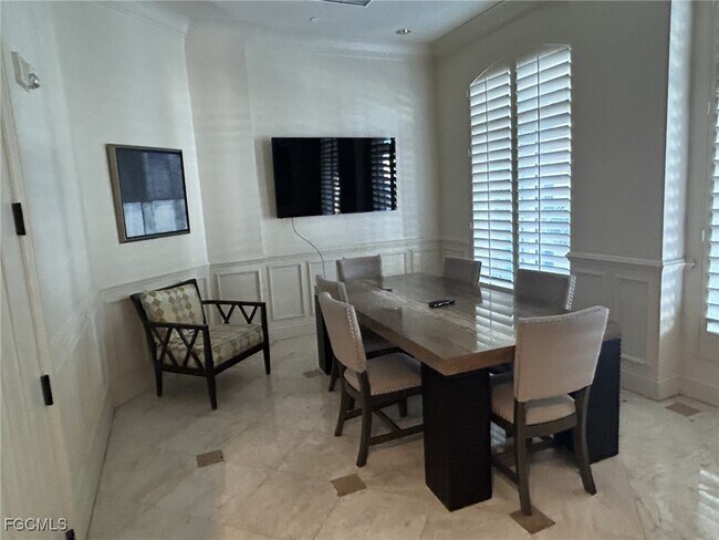 Building Photo - 2743 First St