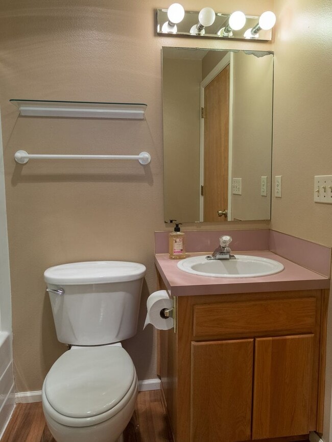 Building Photo - great location, new exterior and interior painting