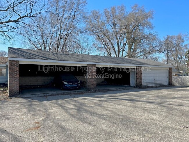 Building Photo - 143 Exchange St SE