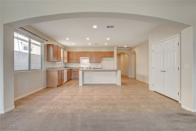 Building Photo - 484 Punto Vallata Dr