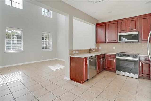 Building Photo - 2220 Sandshell St