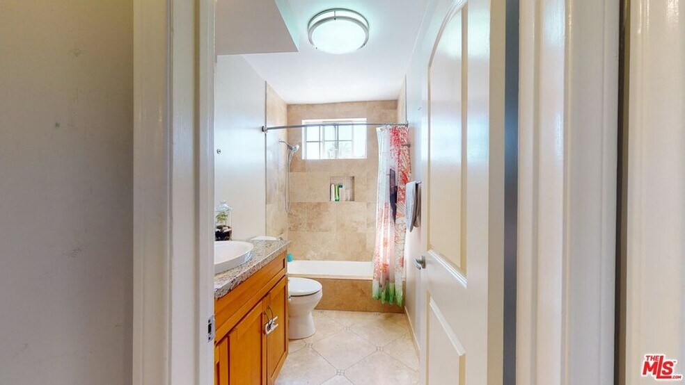 Building Photo - 1144 10th St