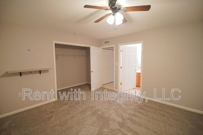 Building Photo - 2740 W Tharpe St