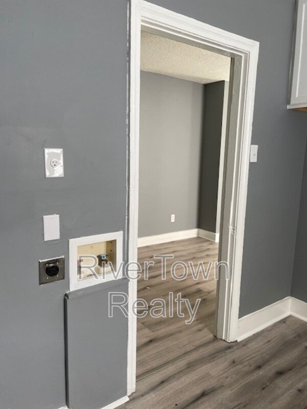 Building Photo - 3755 Fairmont Ave