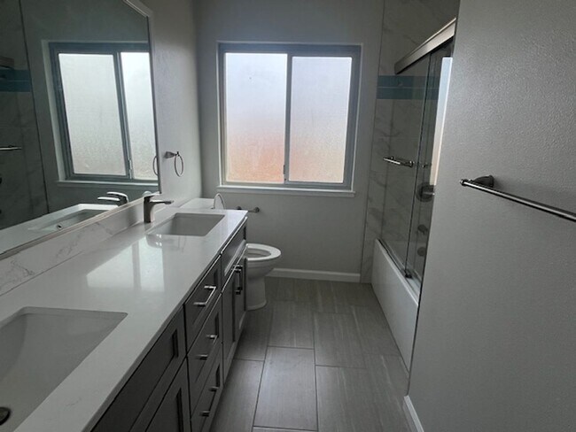 Building Photo - Pleasanton Home for Rent