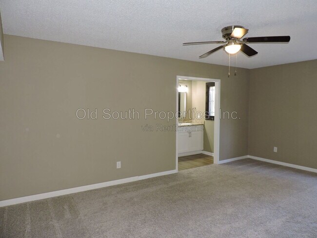 Building Photo - 654 Timber Ridge Rd