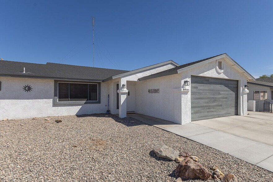 Building Photo - 3385 Poppy Trail Dr