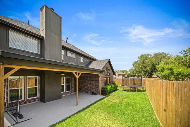 Building Photo - 5702 W Vistaglen Loop