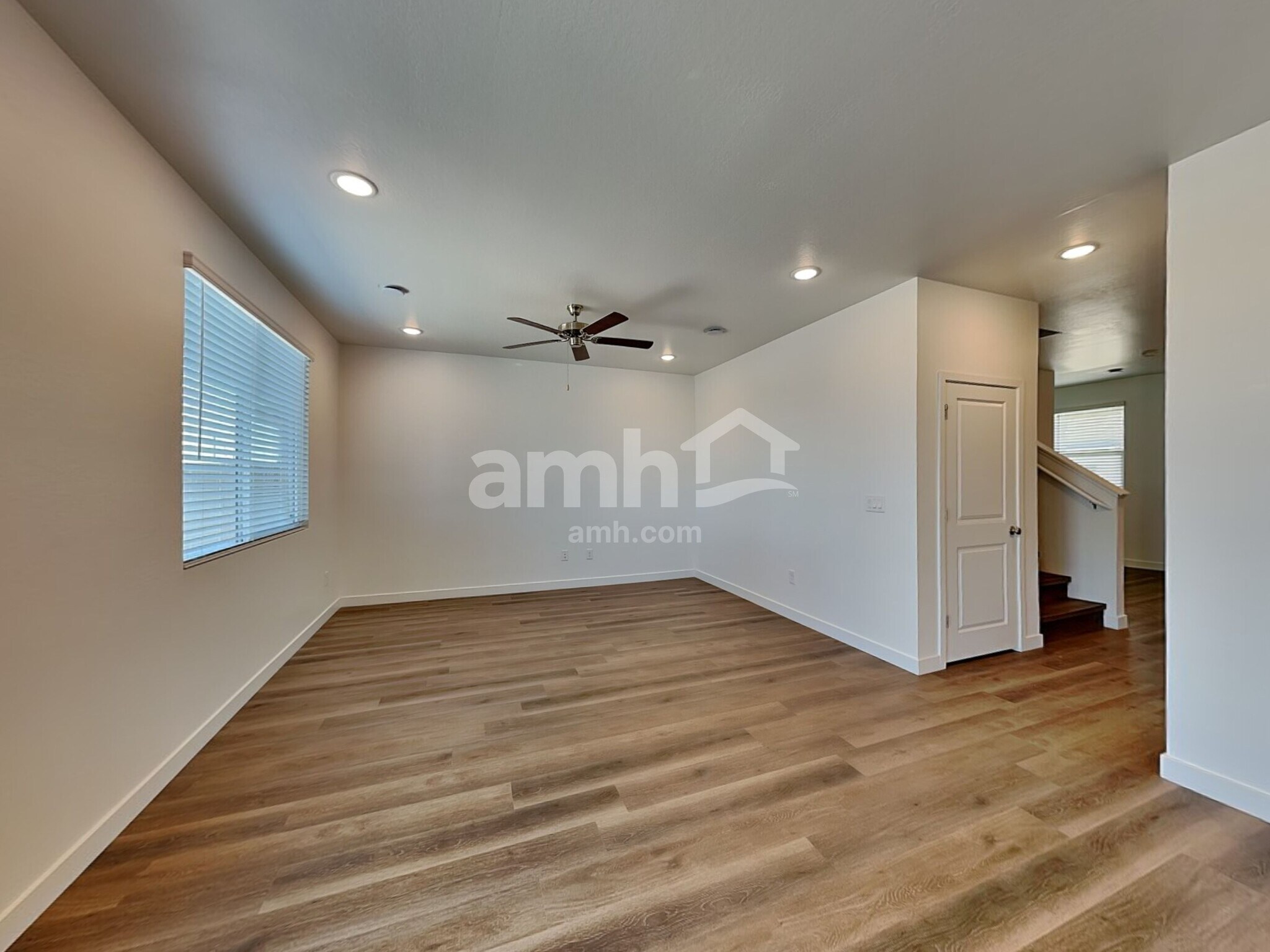 Building Photo - 9749 W Luxton Ln