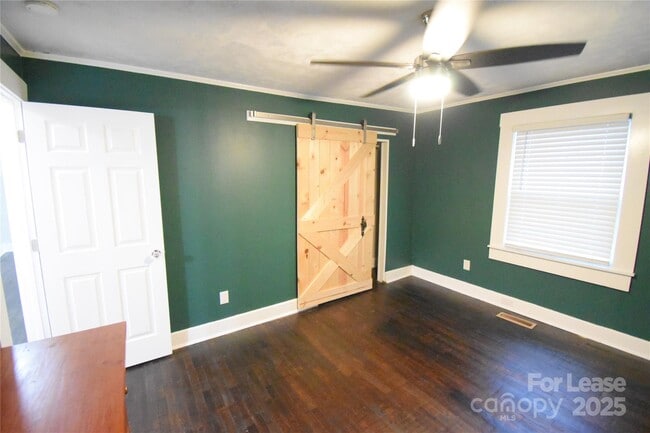 Building Photo - 199 Crowell Dr SW