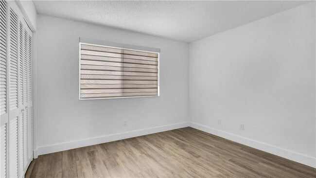 Building Photo - 1723 SW 109th Ter