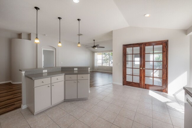 Building Photo - Brandon - 3 Bedroom 2 Bath Home in Gated C...