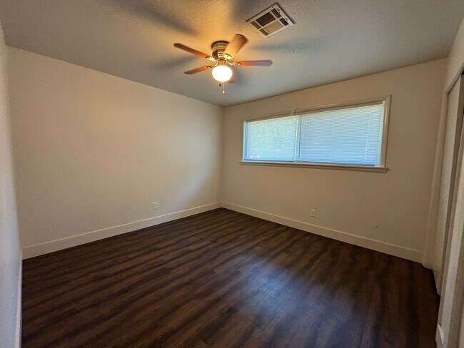 Building Photo - Greenacres Place in North Bossier