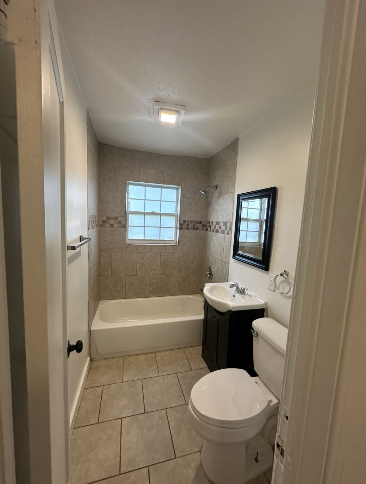 Building Photo - 4622 Stigall Dr