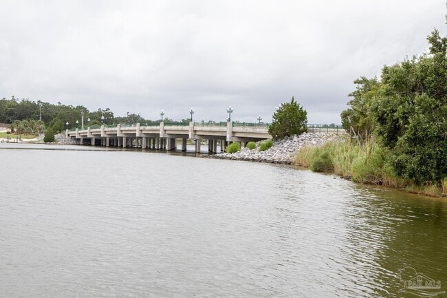 Building Photo - 300 Bayou Blvd