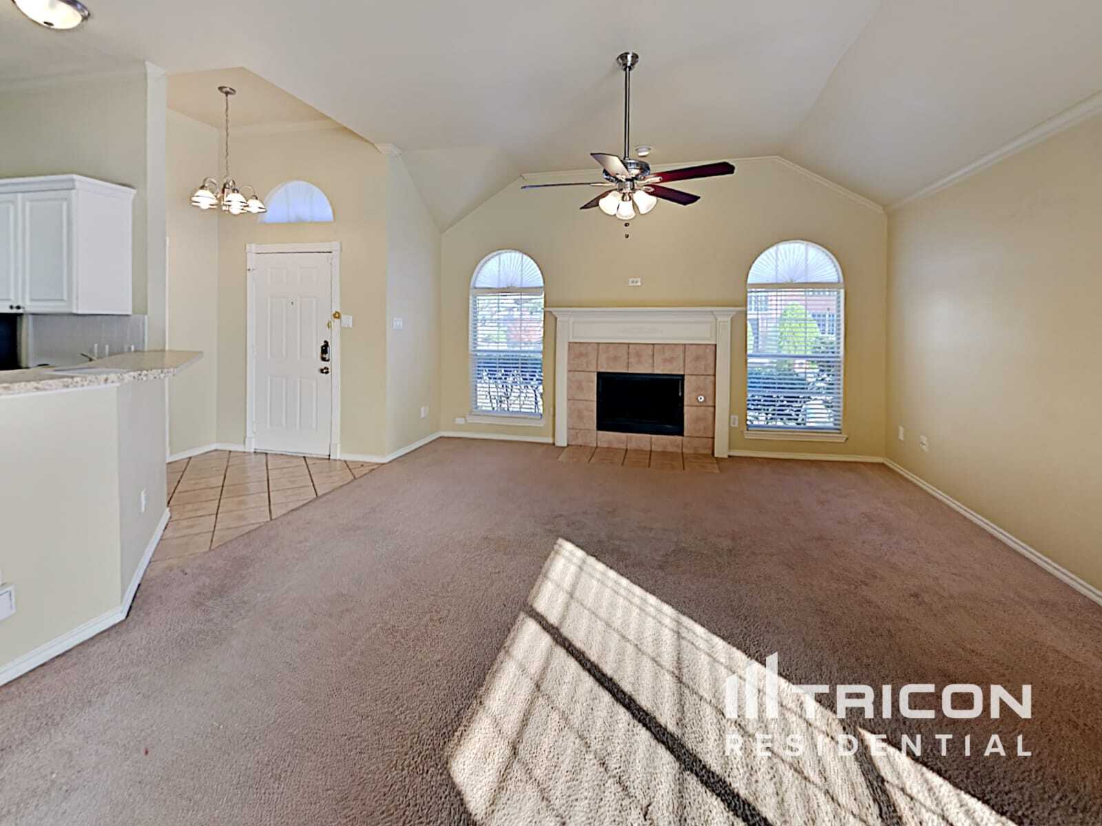 Building Photo - 916 Kory Dr