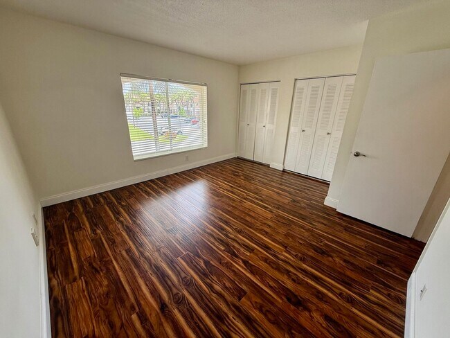 Building Photo - 815 Boynton Beach Blvd