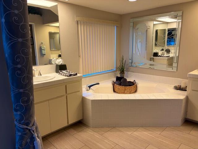 Building Photo - 726 Vista Lago Dr N