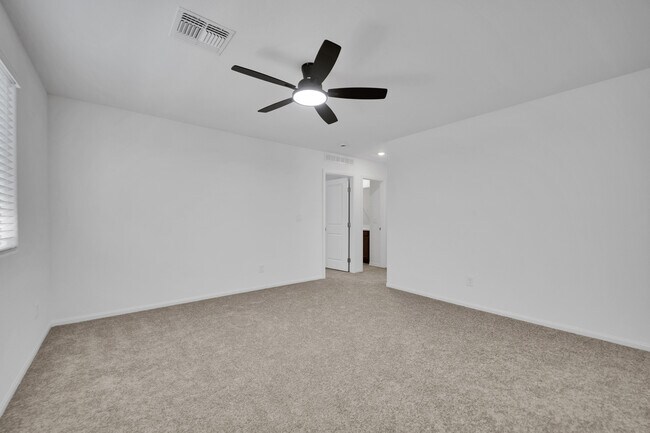 Building Photo - 6082 S Tomsik St