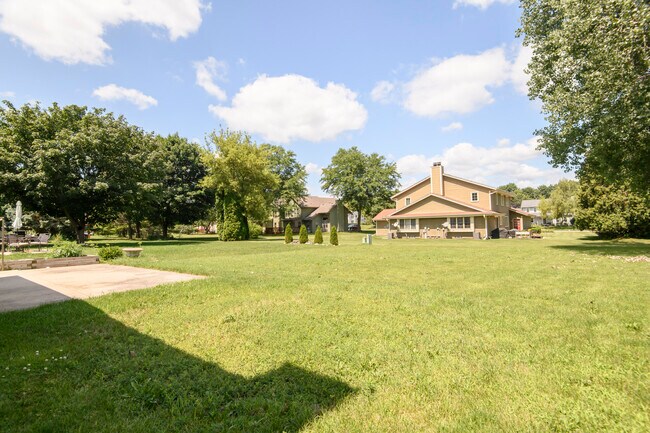 Building Photo - N58W23798 Hastings Ct