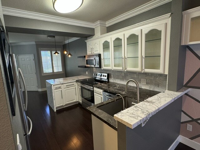 Building Photo - 1107 Story Book Ln