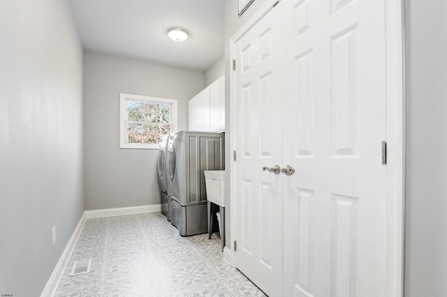 Building Photo - 113 Lighthouse Ln