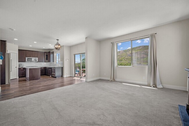 Building Photo - Beautiful 5 Bed / 3.5 Bath Home for Rent in Draper